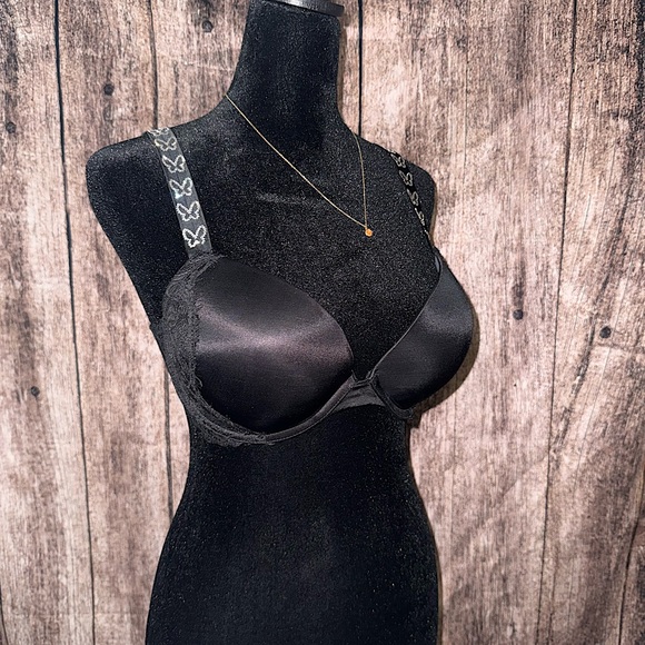 Victoria’s Secret push-up bra🖤 - Picture 1 of 13